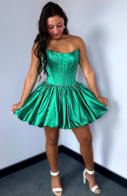 Satin Corset A Line Strapless Homecoming Dresses Knee Length Cocktail Gowns HE847