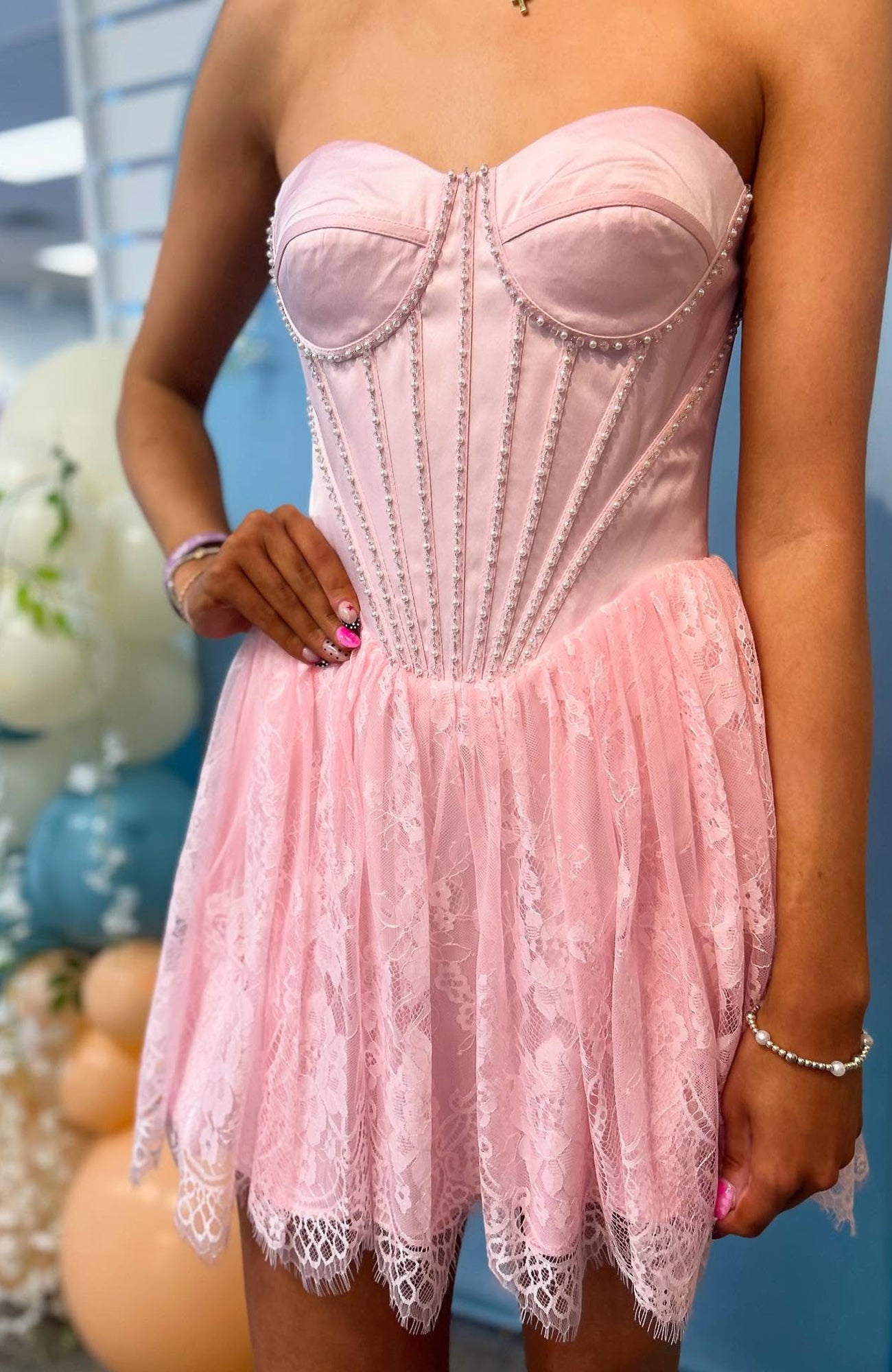 Sweetheart A Line Tulle Corset Lace Homecoming Dresses Strapless Party Gowns HE925