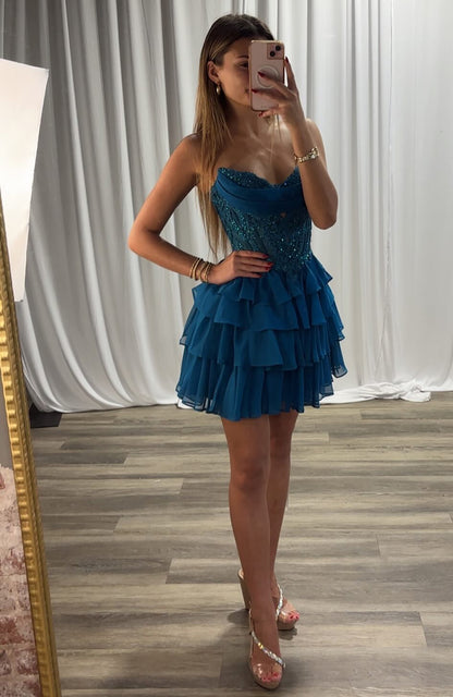 A Line Chiffon Ruffles Corset Lace Beaded Homecoming Dresses for Juniors HE923