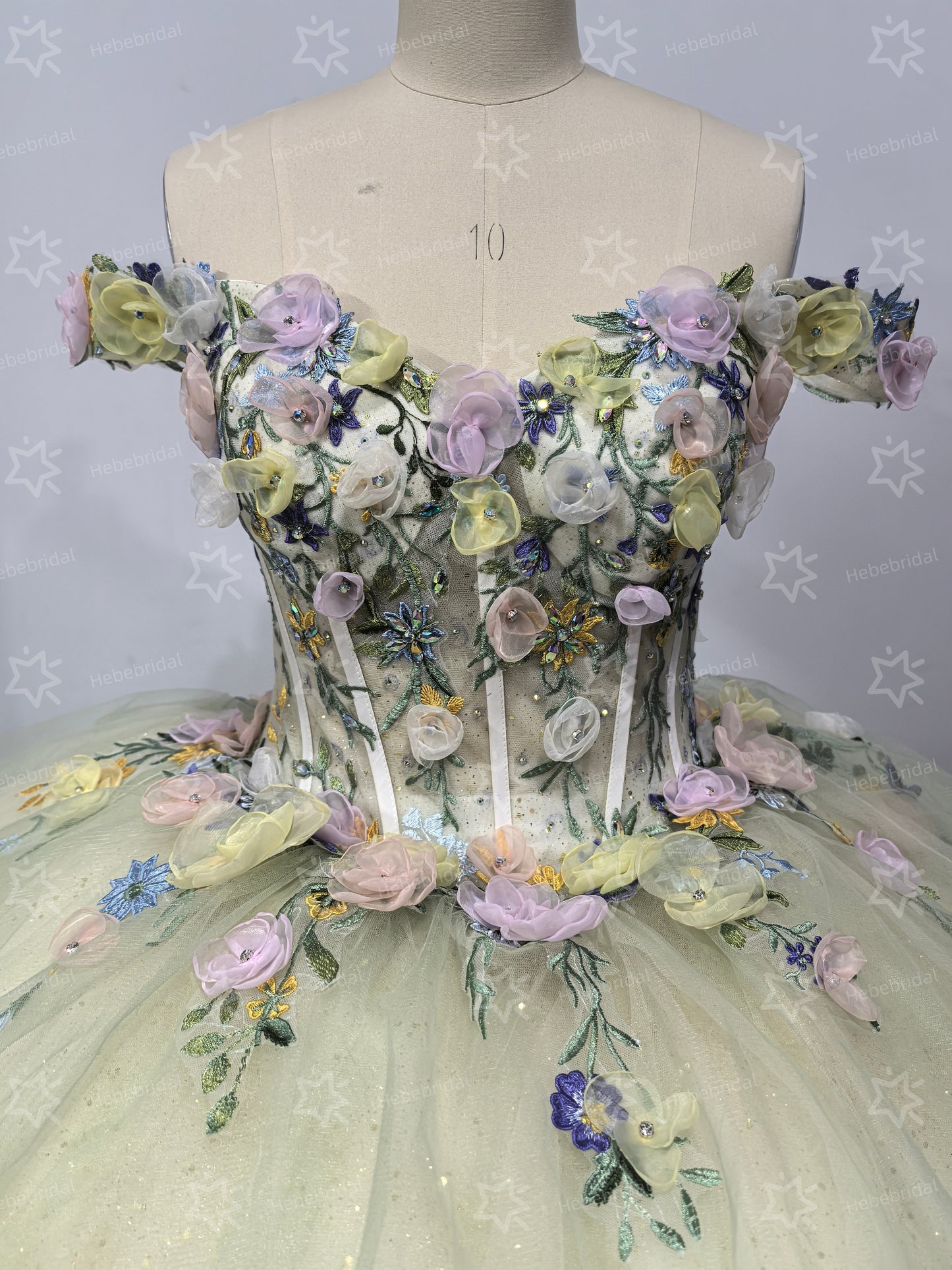 Luxury Tulle 3D Flower Green Quinceanera Dresses Sweet 16 Birthday Party Dresses with Ruffled HE1052