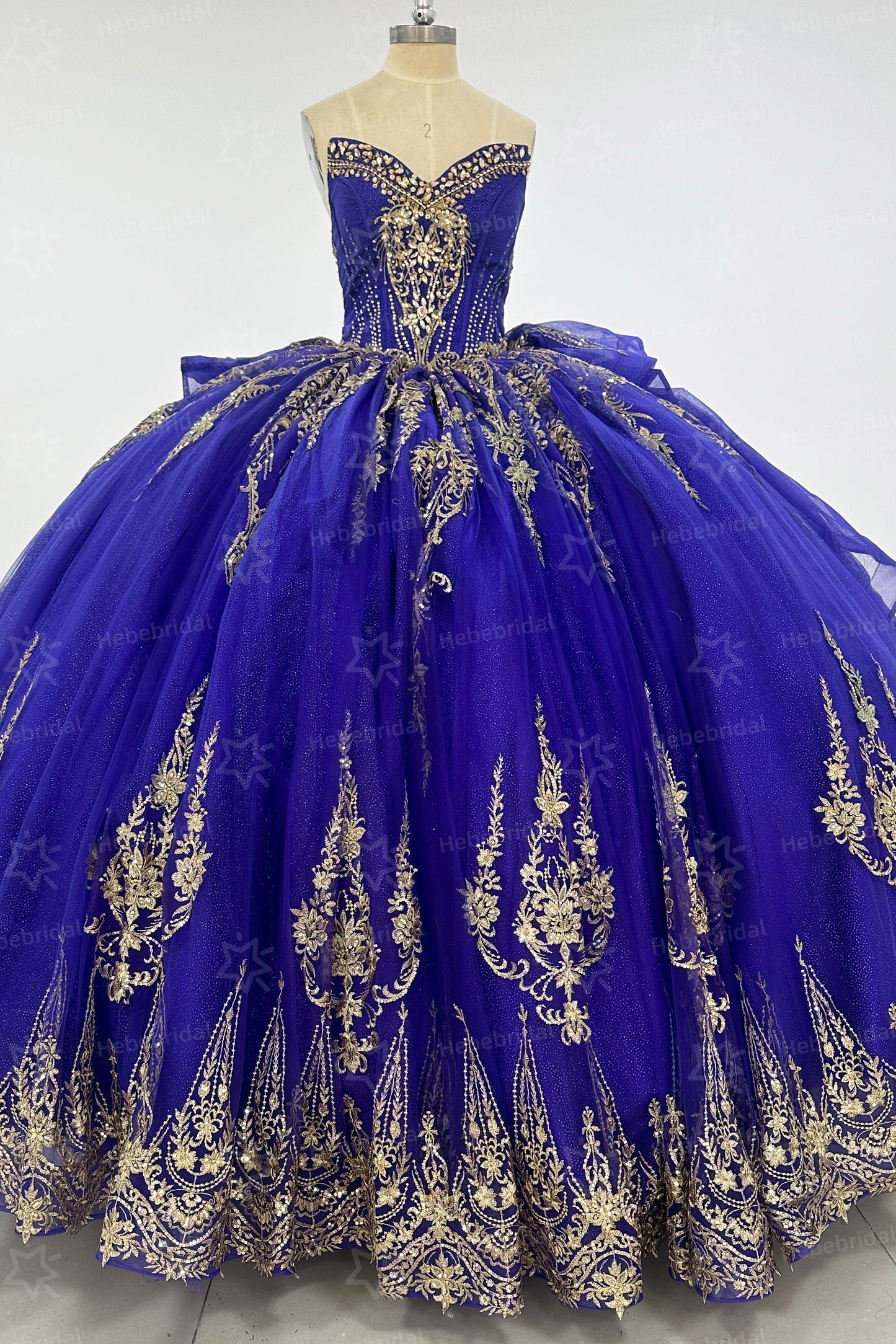 Sweetheart Ball Gown Tulle Beaded Quinceanera Dresses Princess Sweet 16 Party Gowns HE1196