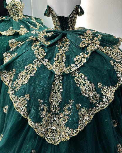Glittery Tulle Lace Appliqued Sweet 16 Green Quinceanera Dresses with Ruffles HE942