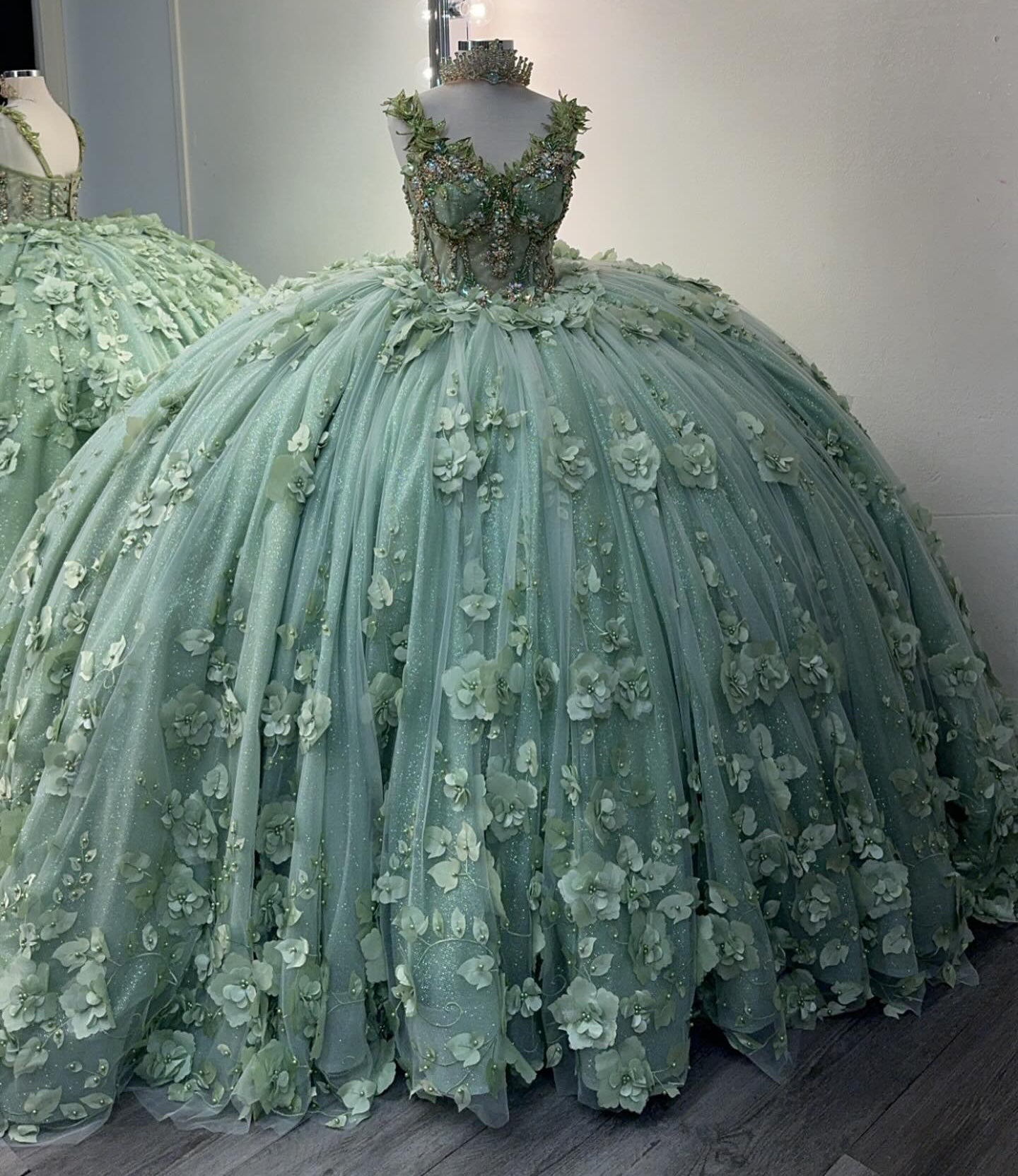 Ball Gown Princess Tulle 3d Flowers Sage Quinceanera Dresses for Sweet 16 HE939