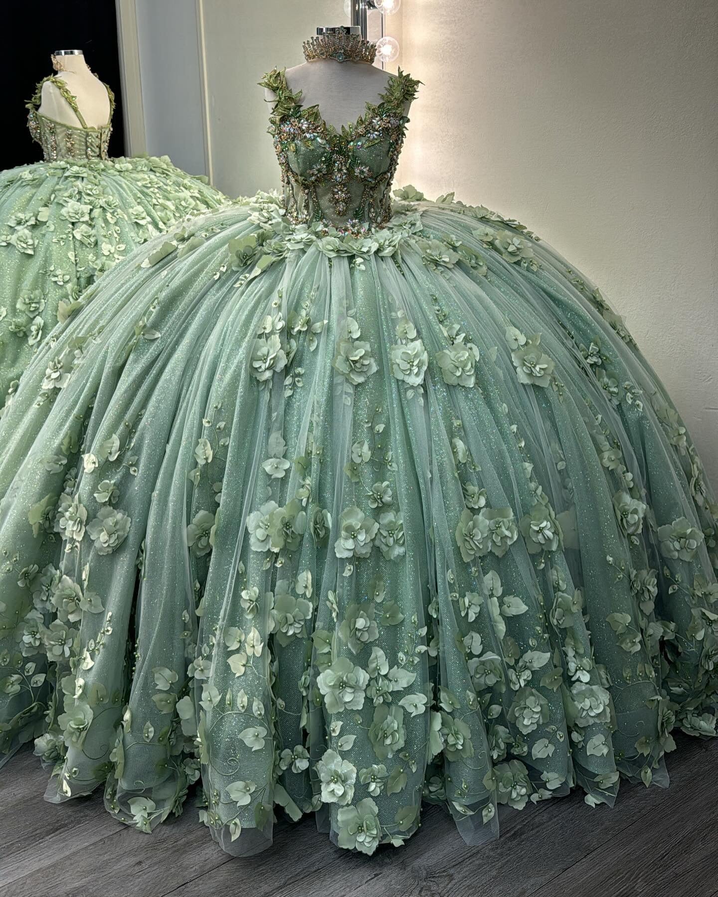 Ball Gown Princess Tulle 3d Flowers Sage Quinceanera Dresses for Sweet 16 HE939
