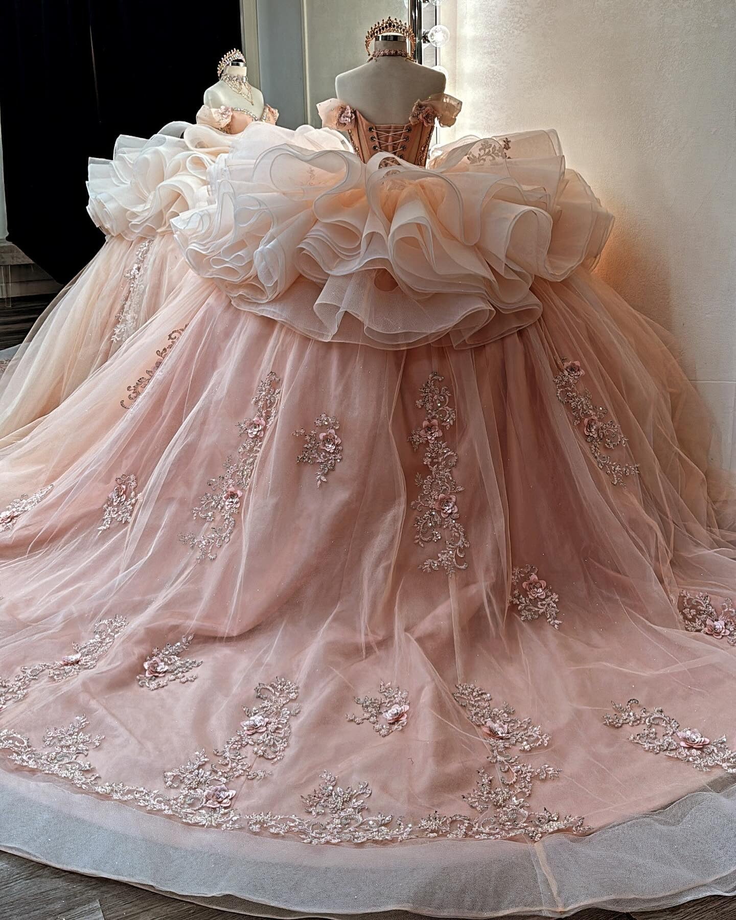 Off Shoulder Tulle Ruffles Lace Beaded Pink Quinceanera Dresses for Birthday Party HE940
