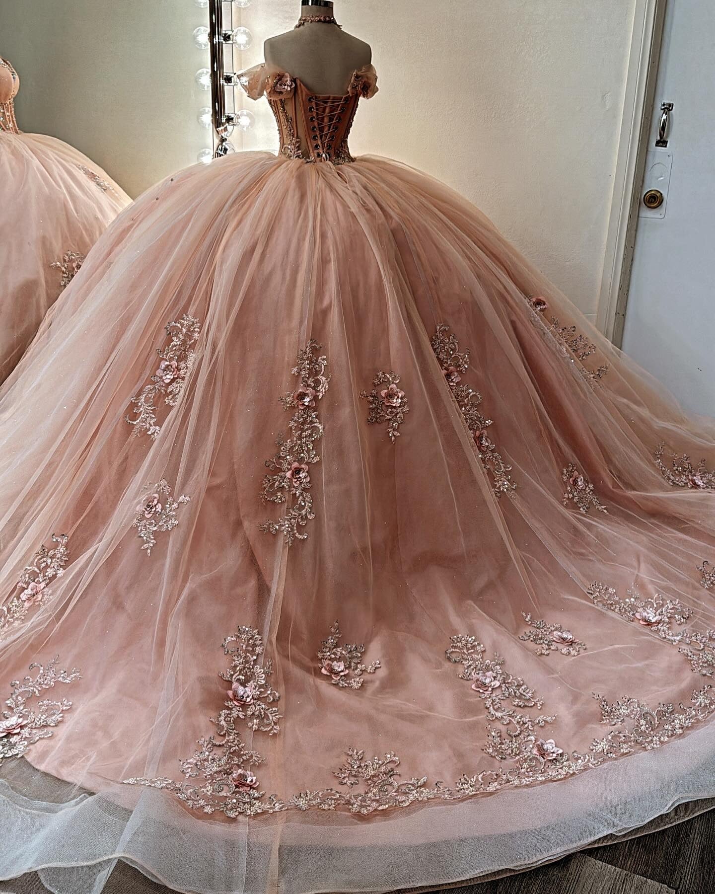 Off Shoulder Tulle Ruffles Lace Beaded Pink Quinceanera Dresses for Birthday Party HE940