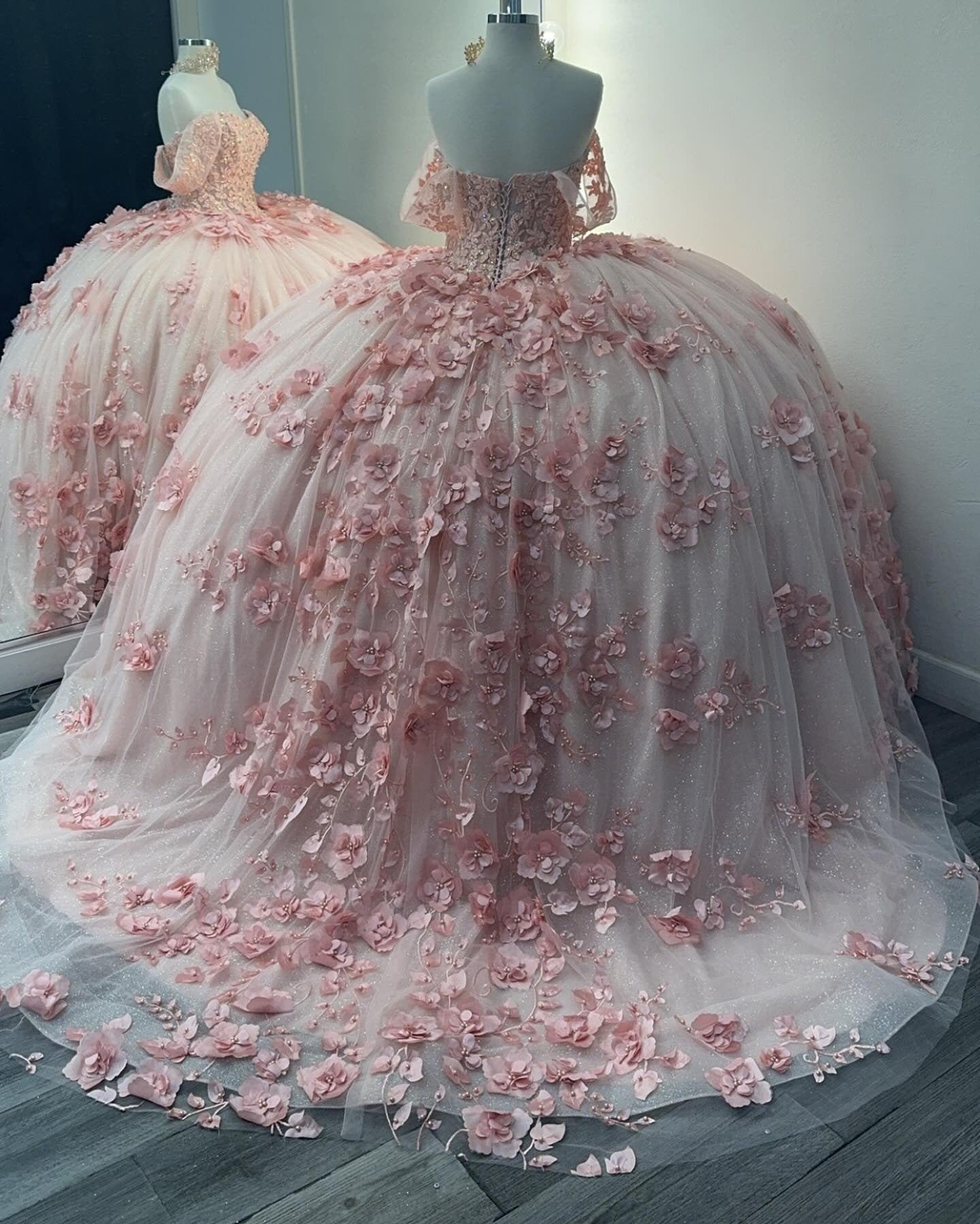 Princess Ball Gown Tulle 3d Flowers Pink Sweet 16 Quinceanera Dresses HE941