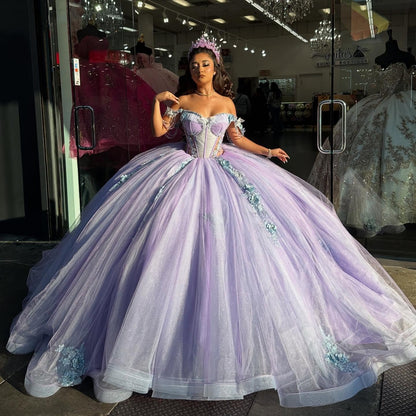 Ball Gown Tulle Lace Appliqued Sweet 16 Princess Lilac Quinceanera Dresses HE674