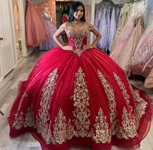 Off Shoulder Lace Appliqued Tulle Red Sweet 15 Quinceanera Dresses with Tiered HE1584