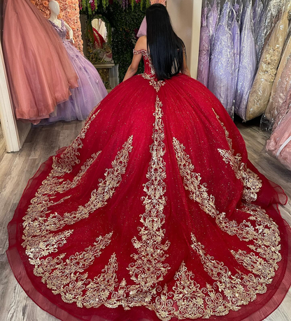 Off Shoulder Lace Appliqued Tulle Red Sweet 15 Quinceanera Dresses with Tiered HE1584