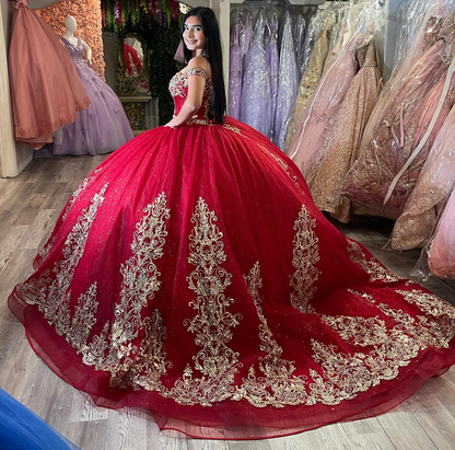 Off Shoulder Lace Appliqued Tulle Red Sweet 15 Quinceanera Dresses with Tiered HE1584