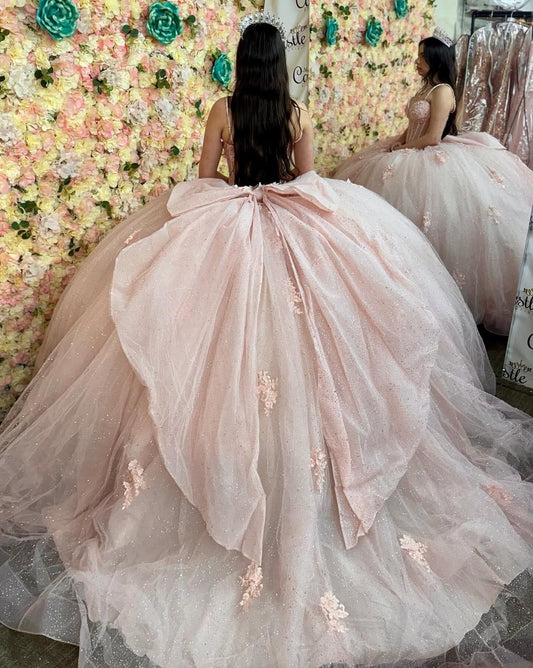 HE070-Gergeous Glittery Tulle Quinceanera Dresses Ball Gown Lace Appliques Beaded Sweet 16 Pink Birthday Party Dresses