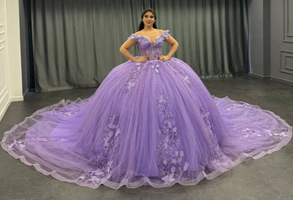 Lilac Ball Gown Quinceanera Dresses Tulle Lace Appliques Prom Dresses for Sweet 16 HE155