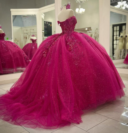HE225 - Vestido de quinceañera de princesa con hombros descubiertos y apliques de encaje de tul, sin mangas