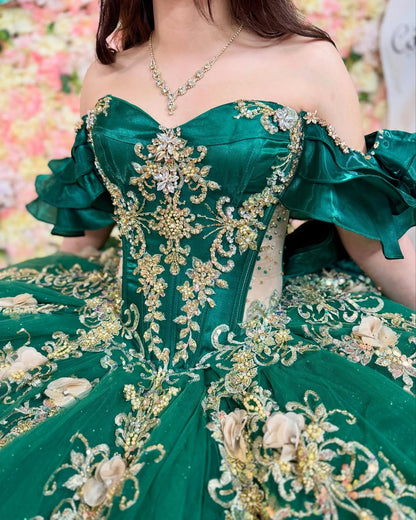 Off Shoulder Quinceanera Dresses Tulle Lace Appliques Sweet 16 Party Gowns HE069