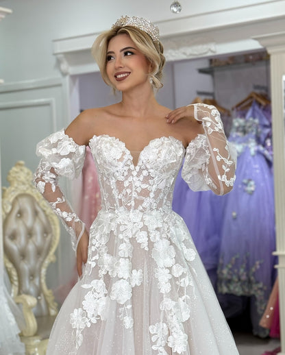 Sweetheart A Line Tulle Appliqued Wedding Dresses Boho Lace Wedding Gowns for Women HE1055