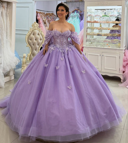 Gorgeous Princess Ball Gown Tulle 3D Flower Quinceanera Dresses for Sweet 16 Party HE1042