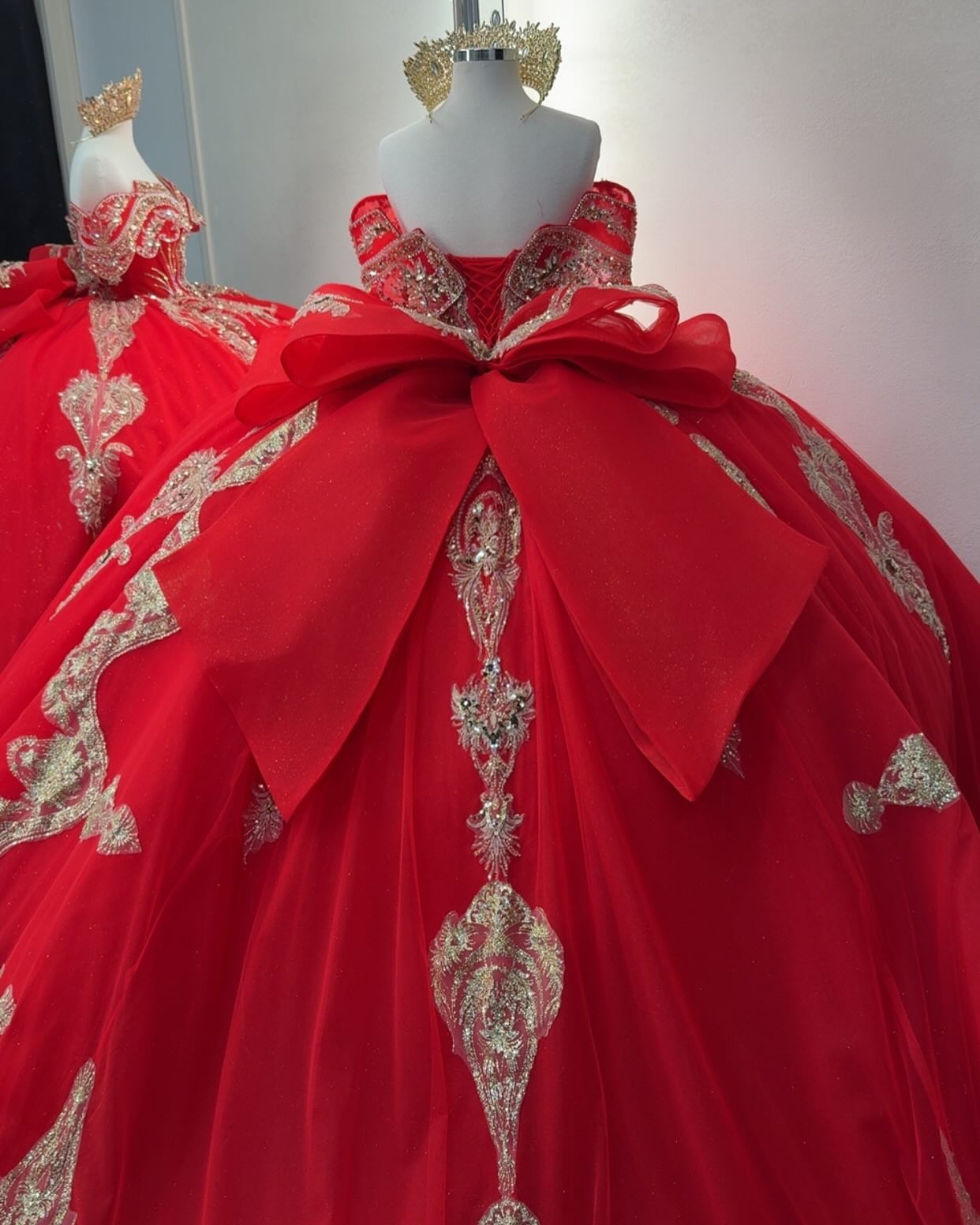 Gorgeous Tulle Lace Beaded Crystal Quinceanera Dresses Red Sweet 16 Birthday Party Gown HE934