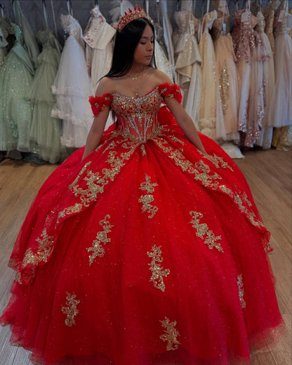 HE379-Red Ball Gown Quinceanera Dresses Off Shoulder Princess Sweet 16 Gowns Tulle Appliques Prom Party Dresses