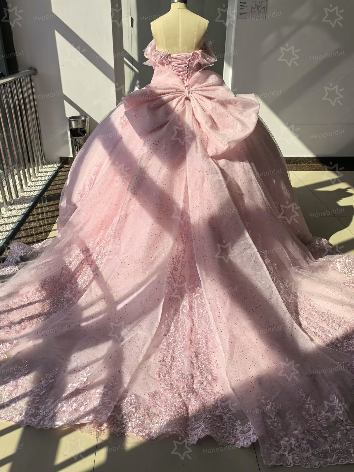 Vestidos de quinceañera con hombros descubiertos, tul princesa, apliques, vestidos de quinceañera HE530
