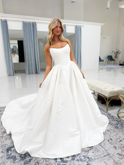 Satin Appliqued A Line Corset Beach Plus Size Wedding Dresses for Women HE798