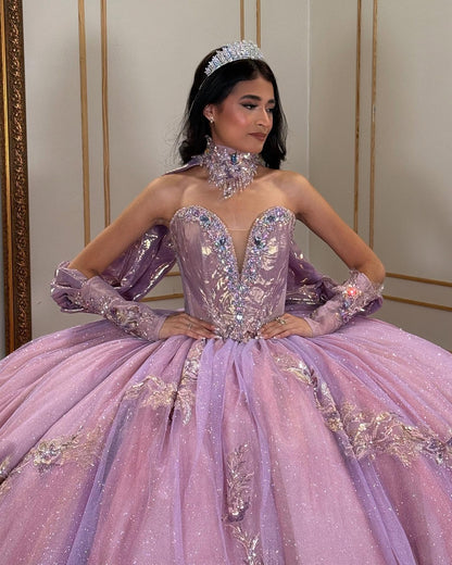 Vestidos de quinceañera con apliques de encaje de tul lila y escote corazón HE508