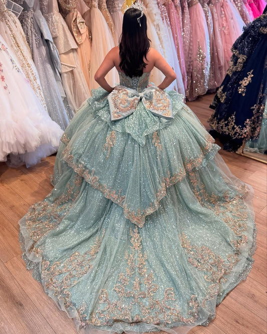 Vestidos de quinceañera con apliques de encaje de tul brillante y volantes para dulces 16 HE510