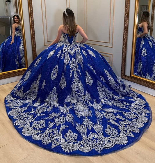 Vestidos de quinceañera con escote corazón, tul, apliques y cuentas, HE529