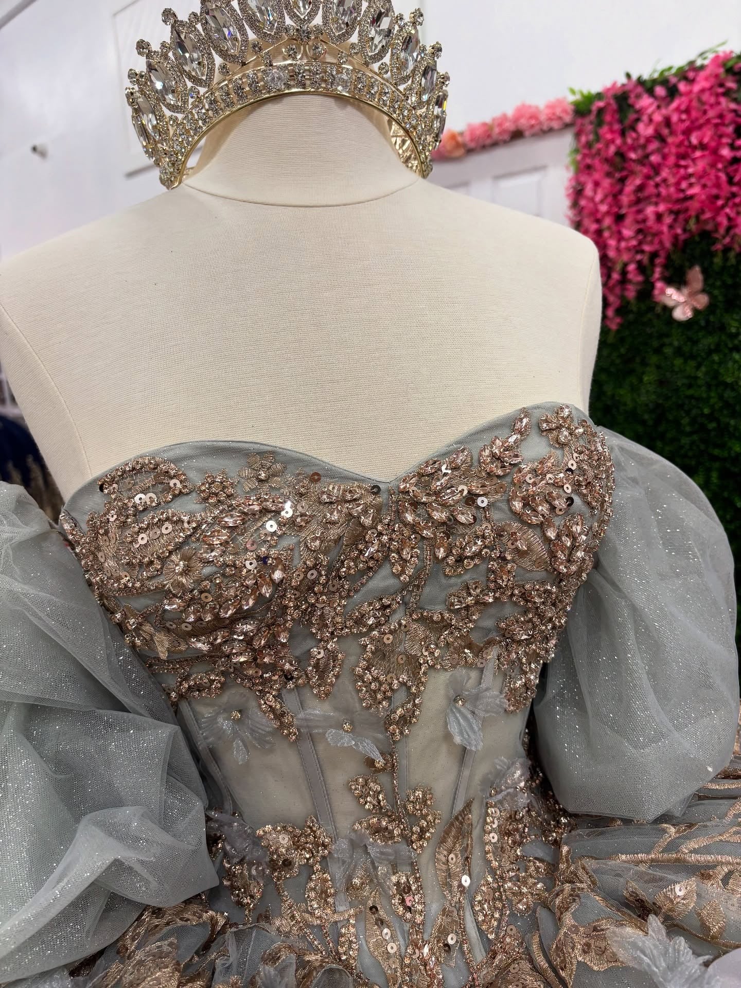 Luxury Glittery Tulle Sweetheart 3D Flowers Sweet 16 Quinceanera Dresses with Bowknot HE954
