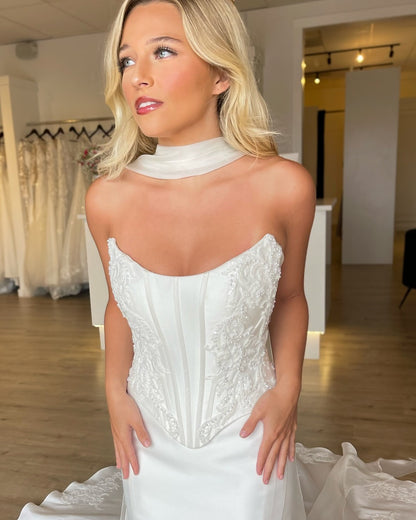 Satin Corset Lace Appliqued Wedding Dresses Mermaid Plus Size Wedding Gowns for Bride HE1000