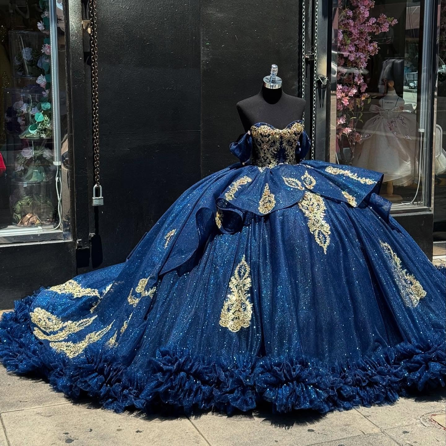 Glittery Tulle Lace Appliqued Princess Blue Quinceanera Dresses for Sweet 16 HE927