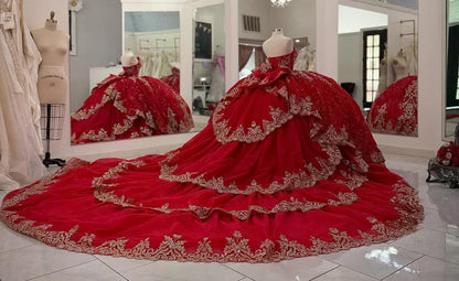 Princess Ball Gown V Neck Lace Appliqued Red Quinceanera Dresses with Ruffles HE684
