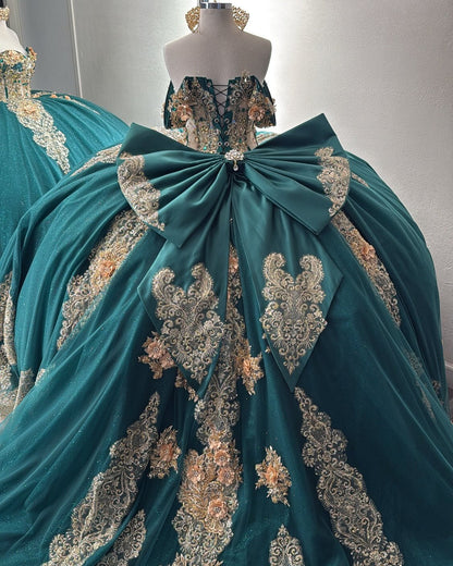 Luxury Tulle Lace Beaded Off Shoulder Princess Quinceanera Dresses for Birthday Party HE932