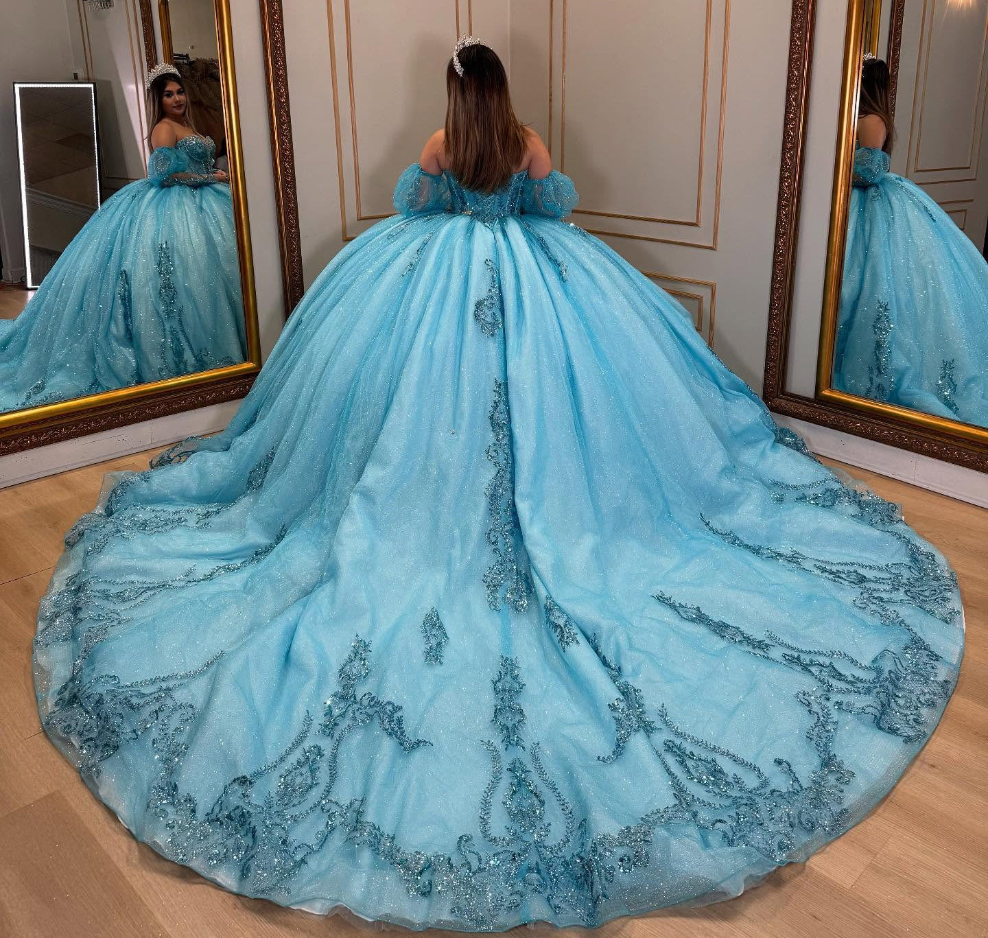 Sweetheart Tulle Lace Beaded Princess Quinceanera Dresses with Detachable Sleeves HE872