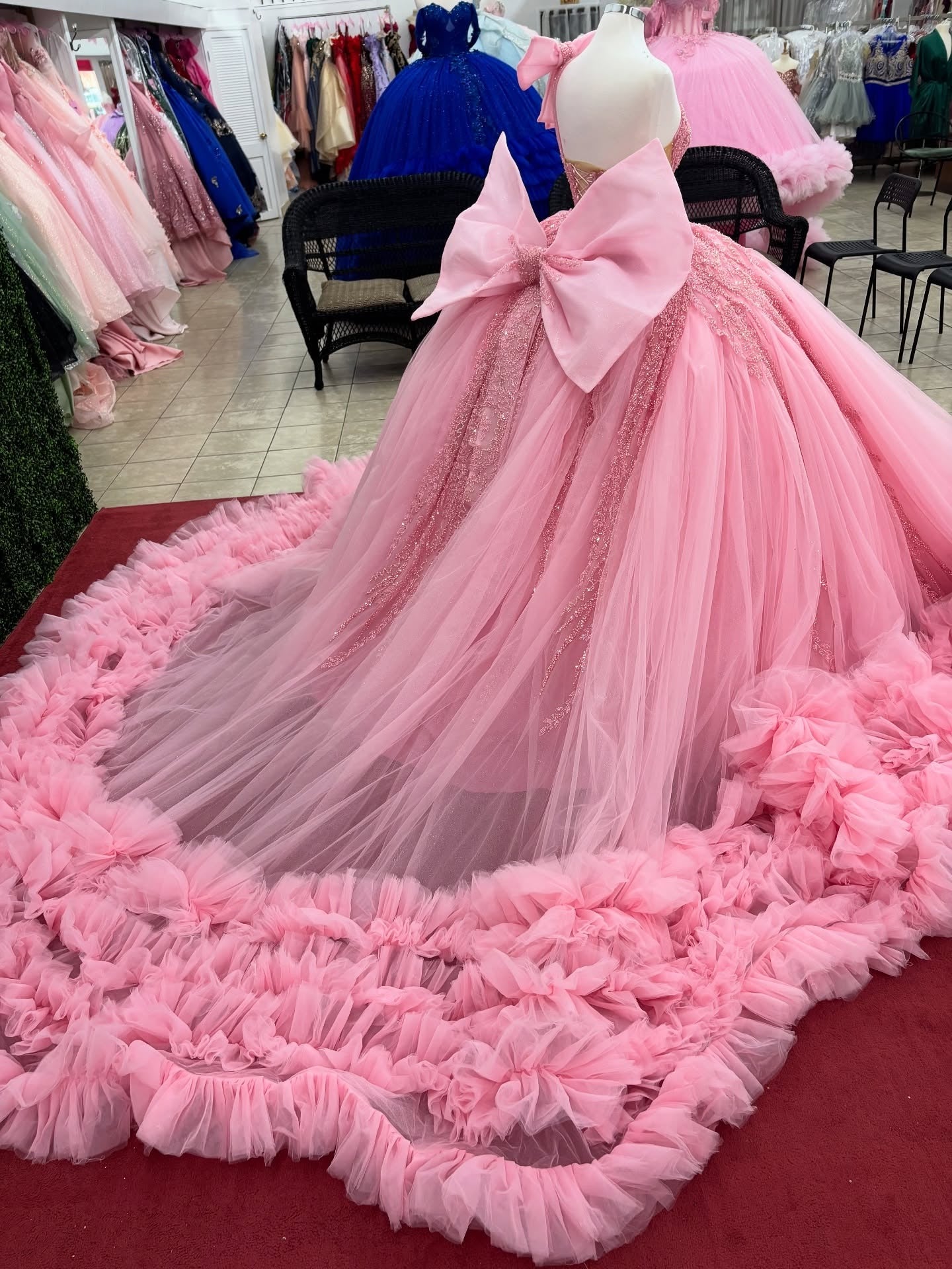 Ball Gown Tulle Ruffles Sweetheart Appliqued Pink Quinceanera Dresses for Sweet 16 HE950
