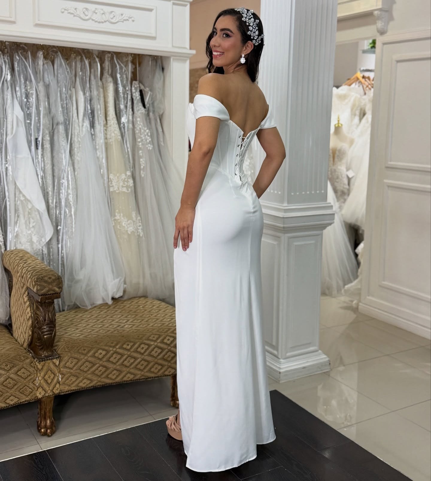 Mermaid Off Shoulder Satin White Wedding Dresses Plus Size Wedding Gowns for Bride HE1059