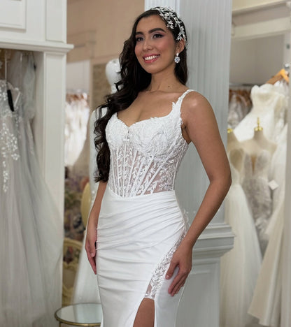 Women's Mermaid Satin Lace Appliqued Wedding Dresses V Neck Wedding Gowns with Split HE1058