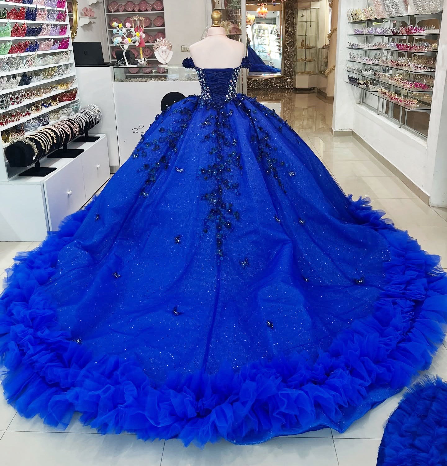 Off Shoulder Tulle Crystal Beaded Royal Quinceanera Dresses Sweet 16 Birthday Party Gowns HE1050