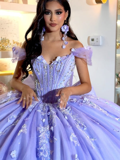 Gorgeous Ball Gown Tulle Lace Beaded Sweet 16 Lavender Quinceanera Dresses HE894