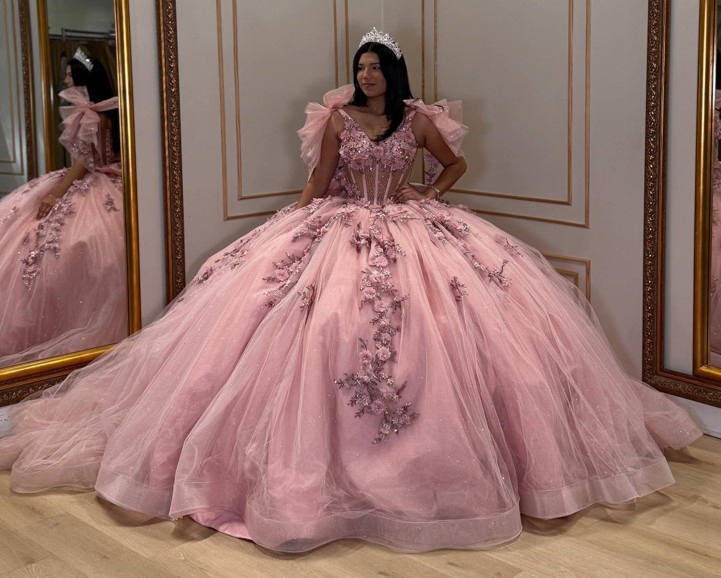 Glittery Tulle Lace Appliqued V Neck Pink Quinceanera Dresses for Sweet 16 HE852