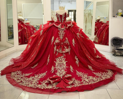 Princess Ball Gown Tulle Appliqued Beaded Sweet 16 Red Quinceanera Dresses HE823