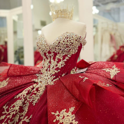 Princess Ball Gown Tulle Appliqued Beaded Sweet 16 Red Quinceanera Dresses HE823