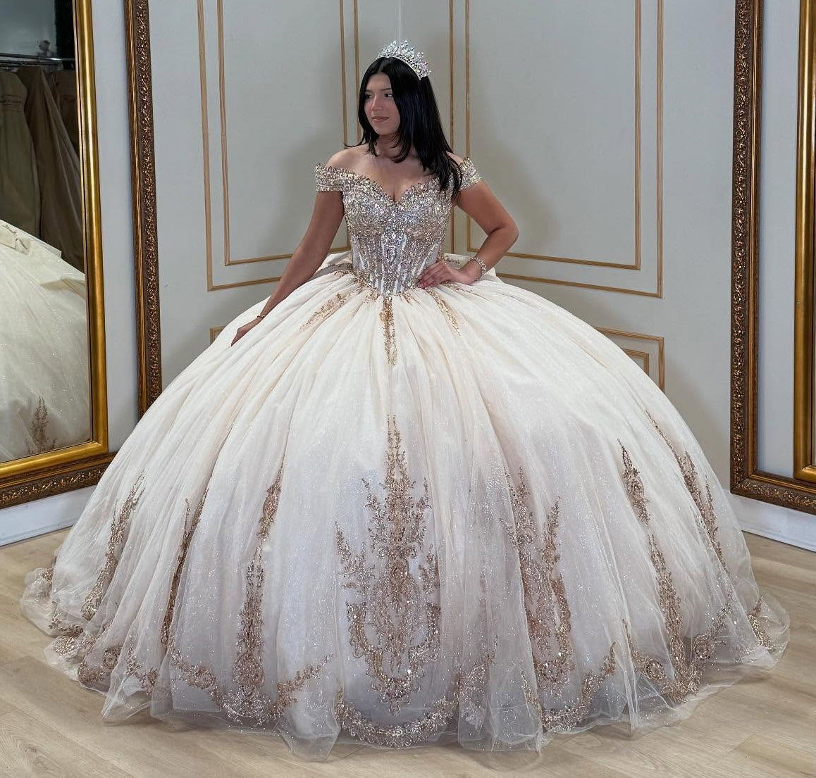 Ball Gown Off Shoulder Champagne Lace Appliqued Quinceanera Dresses with Bowknot HE879