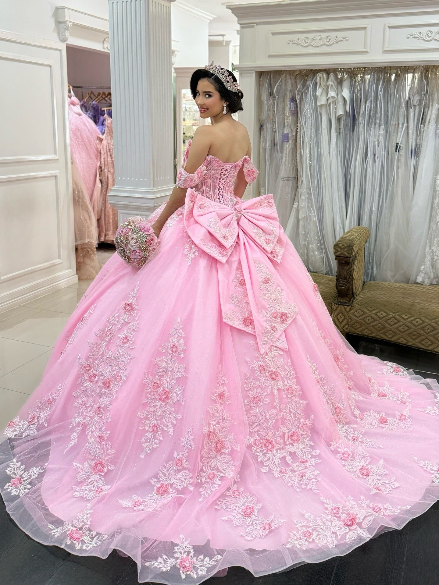 Tulle Lace Appliqued Sweet 16 Pink Quinceanera Dresses Off Shoulder Birthday Party Gowns HE1012