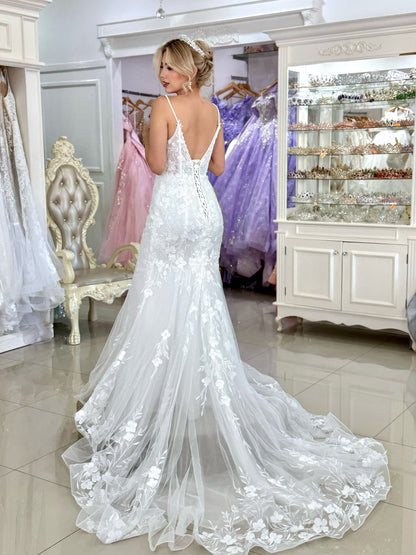 Mermaid Tulle Appliqued V Neck Boho Wedding Dresses Plus Size Bride Wedding Gowns HE993