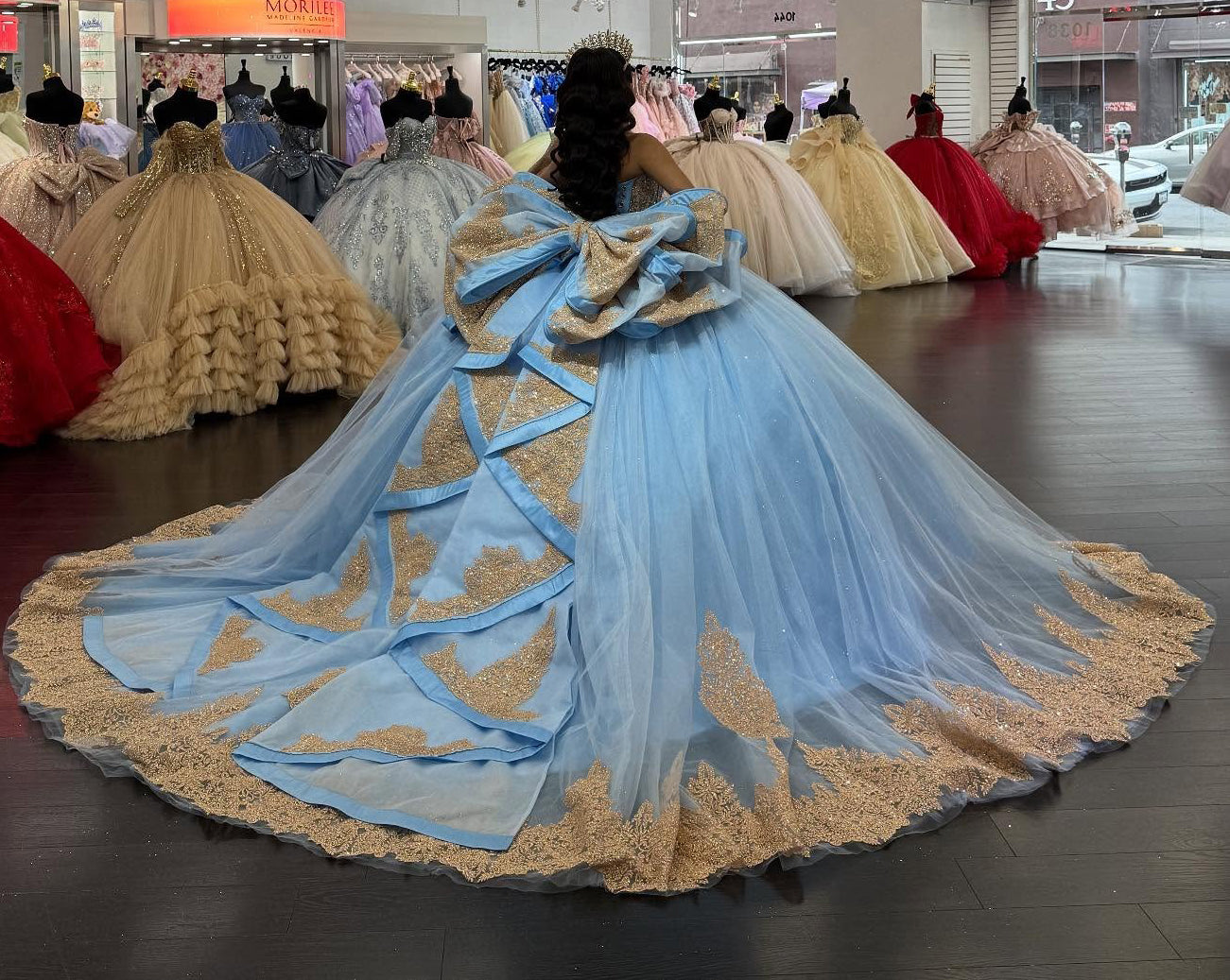 Sweetheart Tulle Lace Appliqued Princess Quinceanera Dresses with Detachable Sleeves HE960