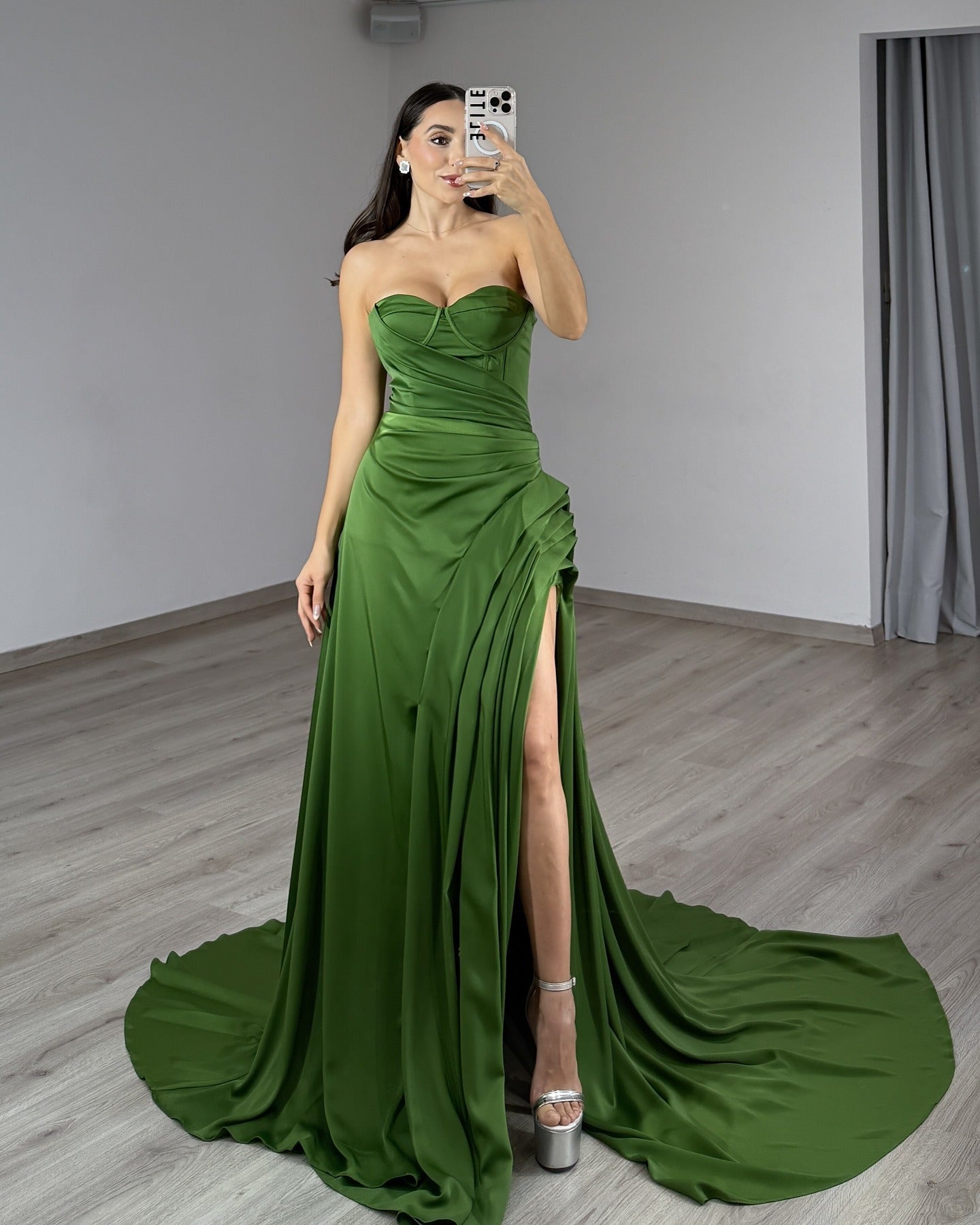 Satin Meerjungfrau Spitze Perlen V-Ausschnitt Schlitz Ballkleider lang für Frauen HE868