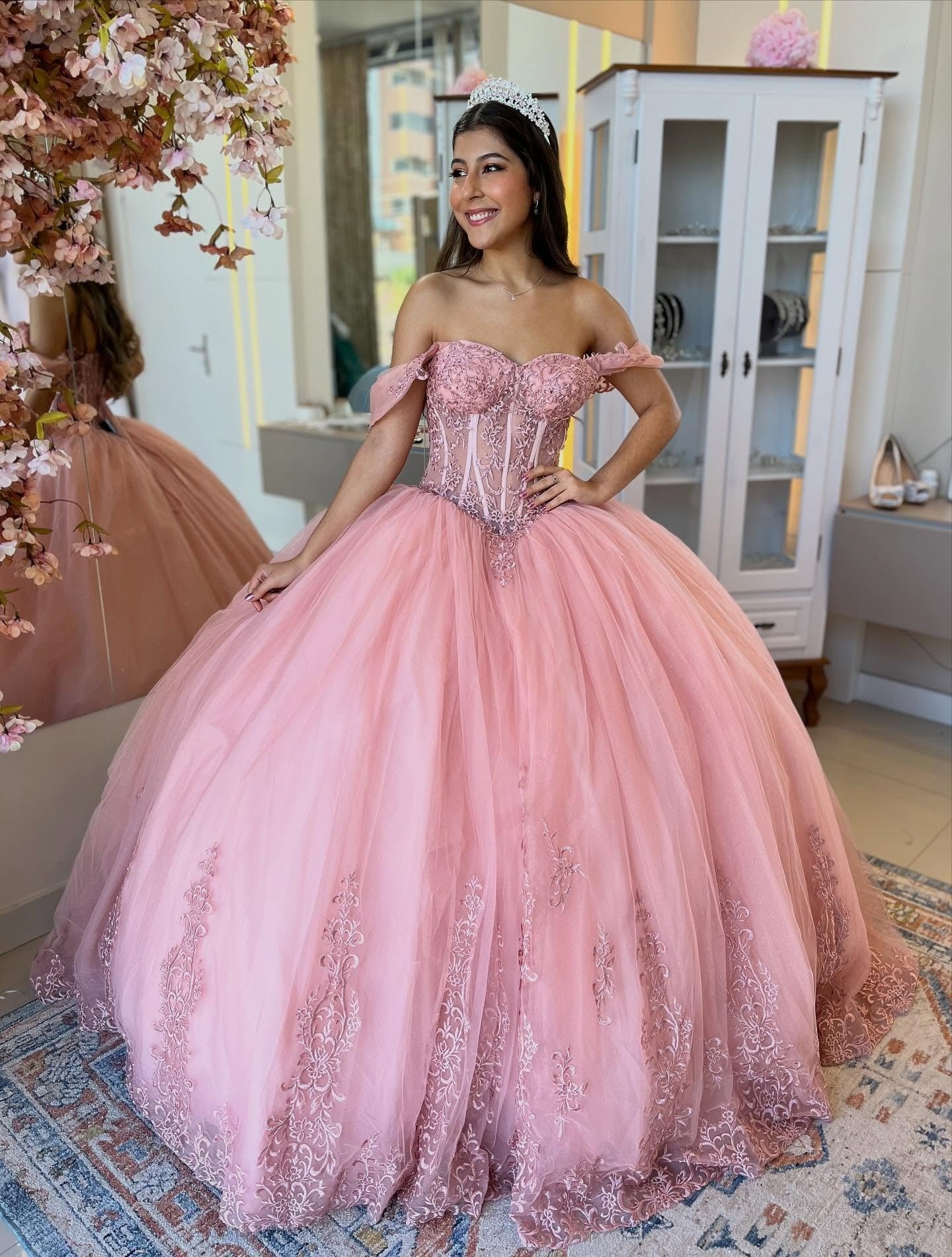 Tulle Lace Appliqued Pink Quinceanera Dresses Corset Sweet 16 Birthday Party Gowns HE962