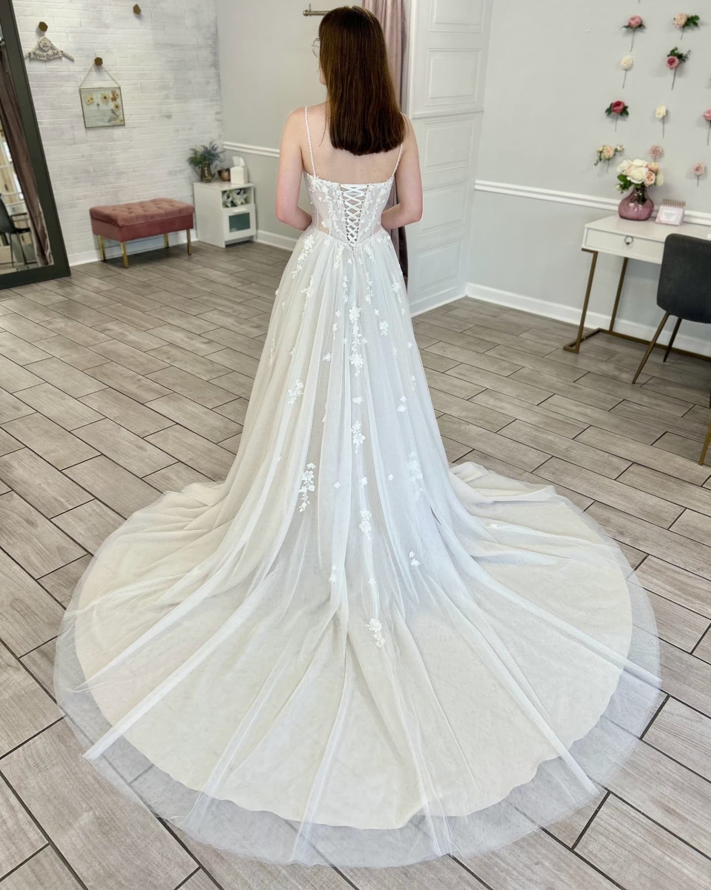 Women's Sweetheart A Line Boho Flowers Wedding Gowns Beach Bride Wedding Dress HE1452