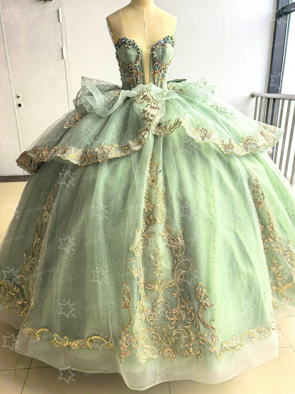 Sweetheart Ball Gown Sage Quinceanera Dresses Tulle Tiered Appliqued Party Gown HE1441